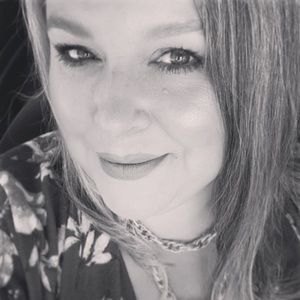 Meet your Posher, Stefanie